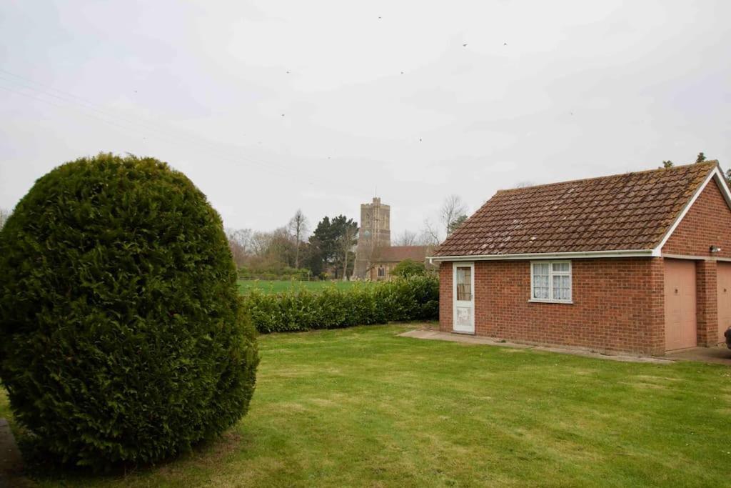 Spacious 5 Bed In The Countryside, Close To Frinton-On-Sea Kirby Cross Luaran gambar