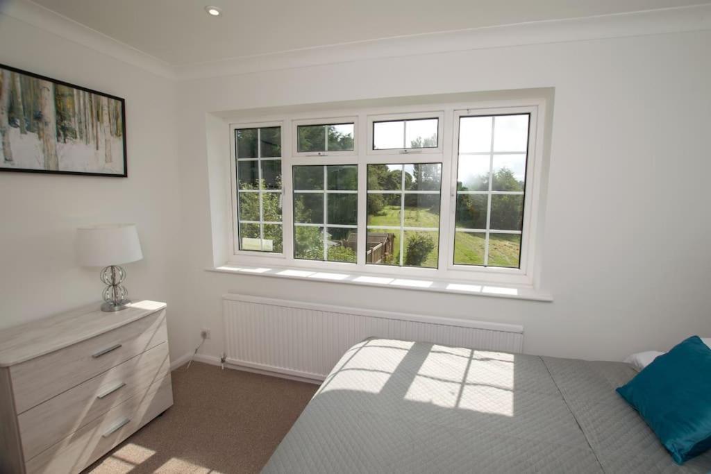 Spacious 5 Bed In The Countryside, Close To Frinton-On-Sea Kirby Cross Luaran gambar