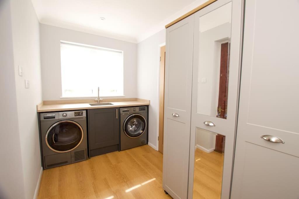 Spacious 5 Bed In The Countryside, Close To Frinton-On-Sea Kirby Cross Luaran gambar