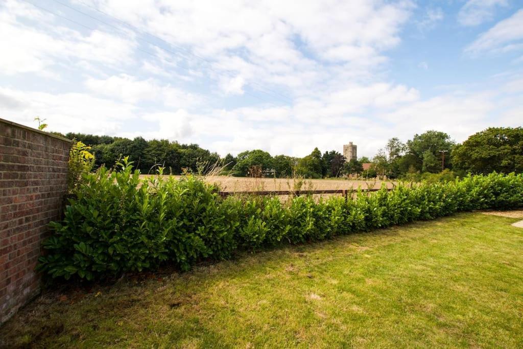 Spacious 5 Bed In The Countryside, Close To Frinton-On-Sea Kirby Cross Luaran gambar